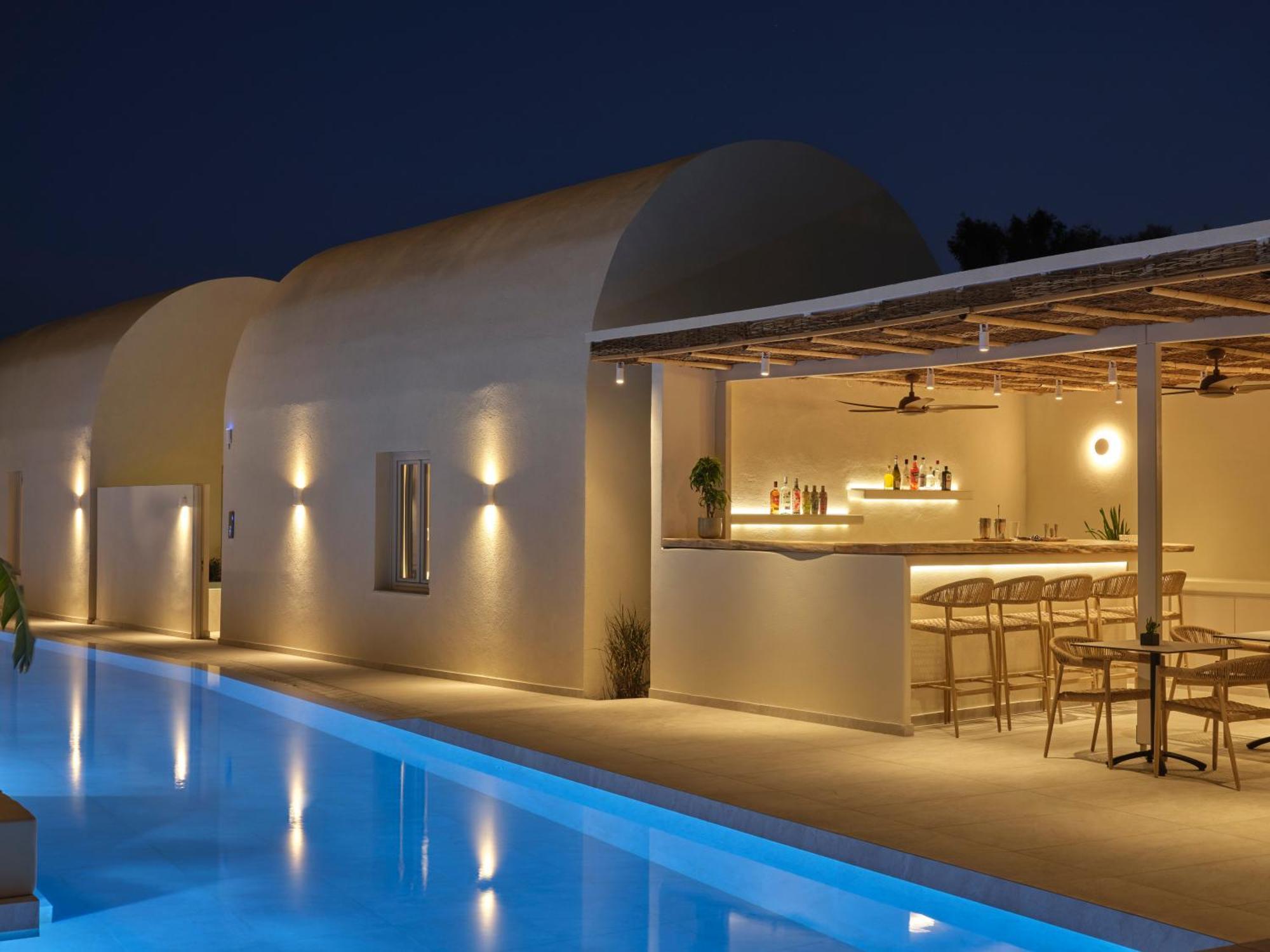 Heyday Luxury Suites Perissa  Bagian luar foto