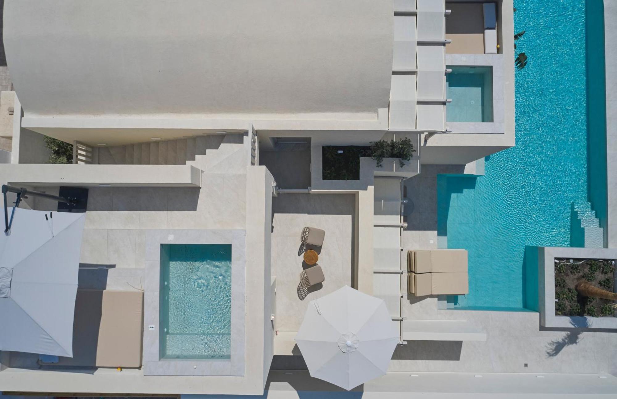 Heyday Luxury Suites Perissa  Bagian luar foto