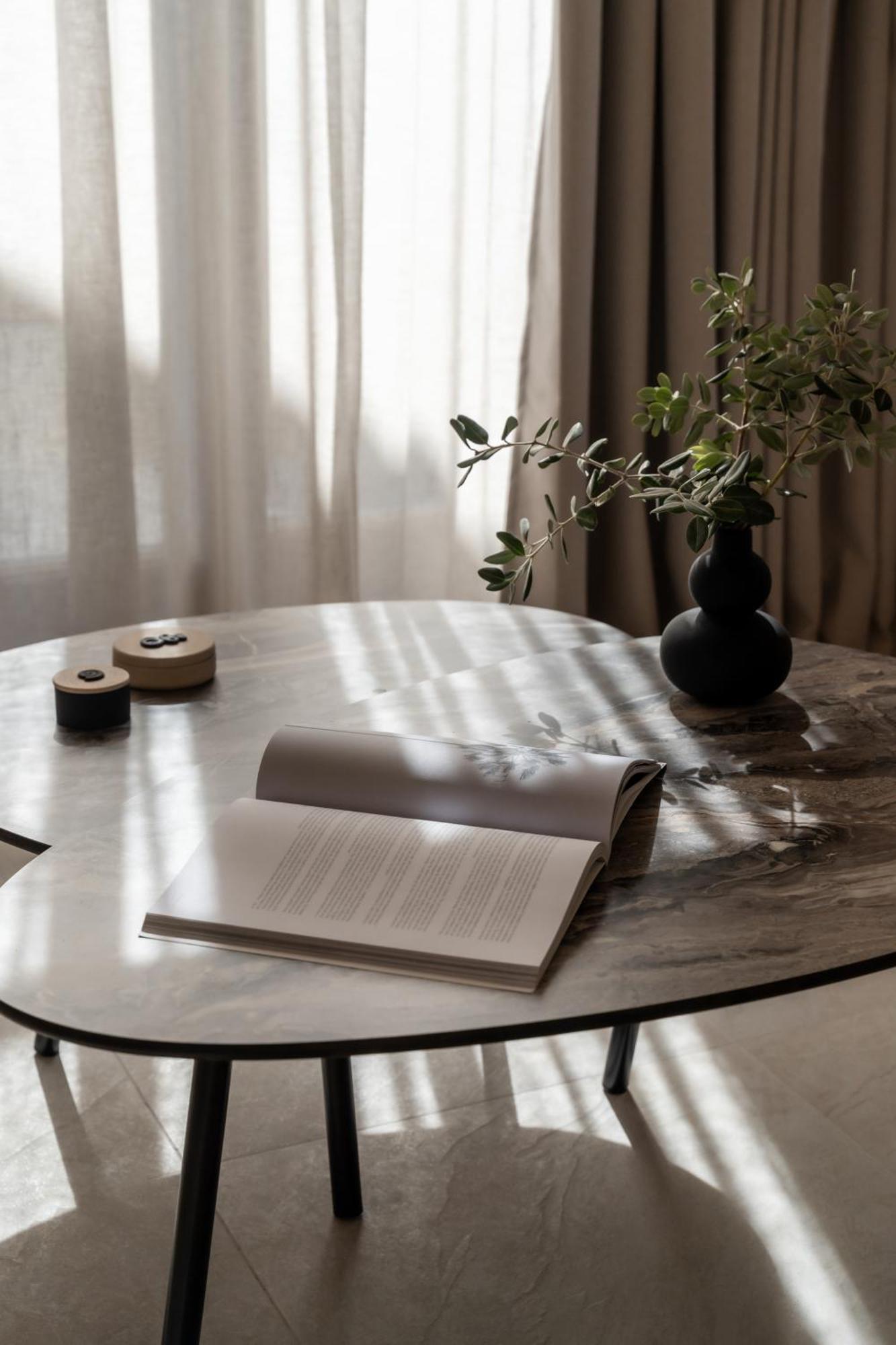 Heyday Luxury Suites Perissa  Bagian luar foto