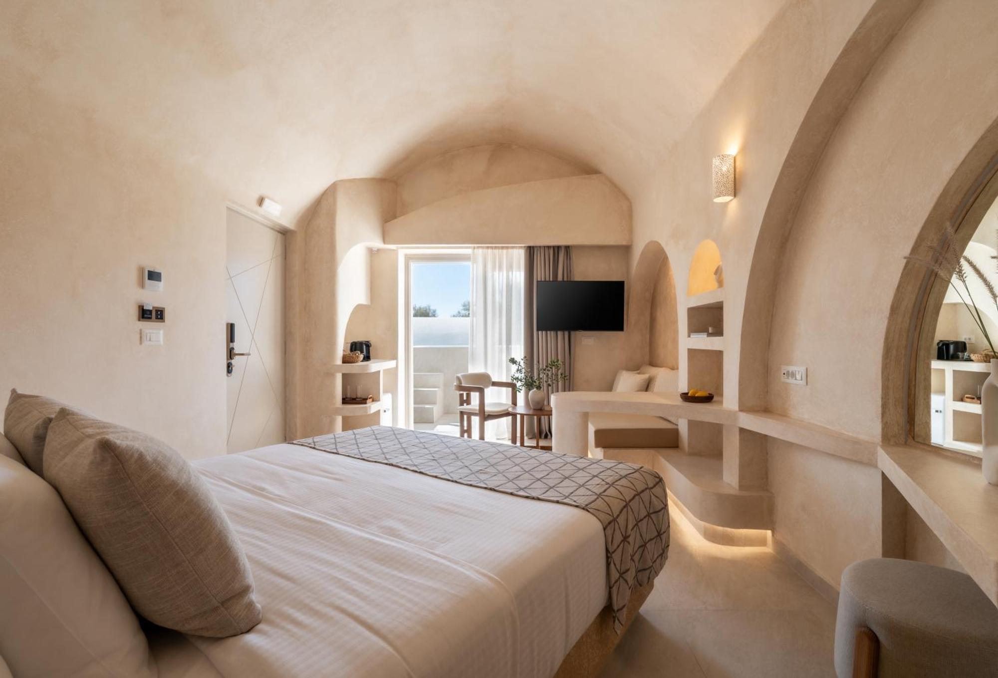 Heyday Luxury Suites Perissa  Bagian luar foto