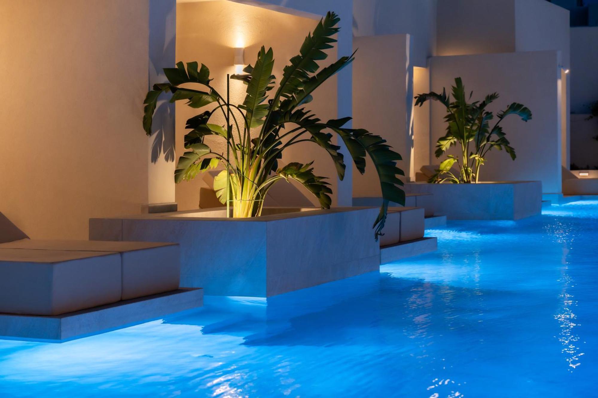 Heyday Luxury Suites Perissa  Bagian luar foto